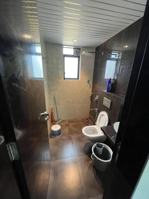 Stayhaven Starmount 4Bhk & Pool مومباي المظهر الخارجي الصورة